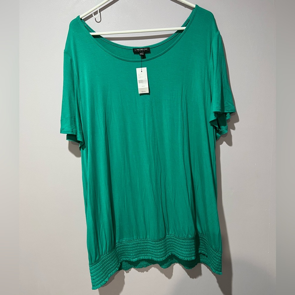 Lane Bryant green Blouse NWT Size 22/24 scrunch bottom short sleeve